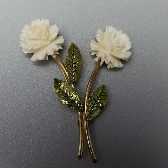 Vintage A & Z 12k Gold Filled White and Green Flower Brooch, Signed, Estate - Picture 6 of 7